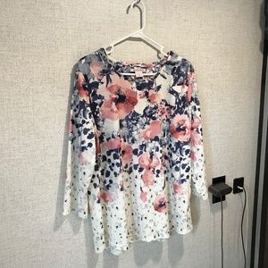 Sparkly Allison Daley shirt. Size XL.